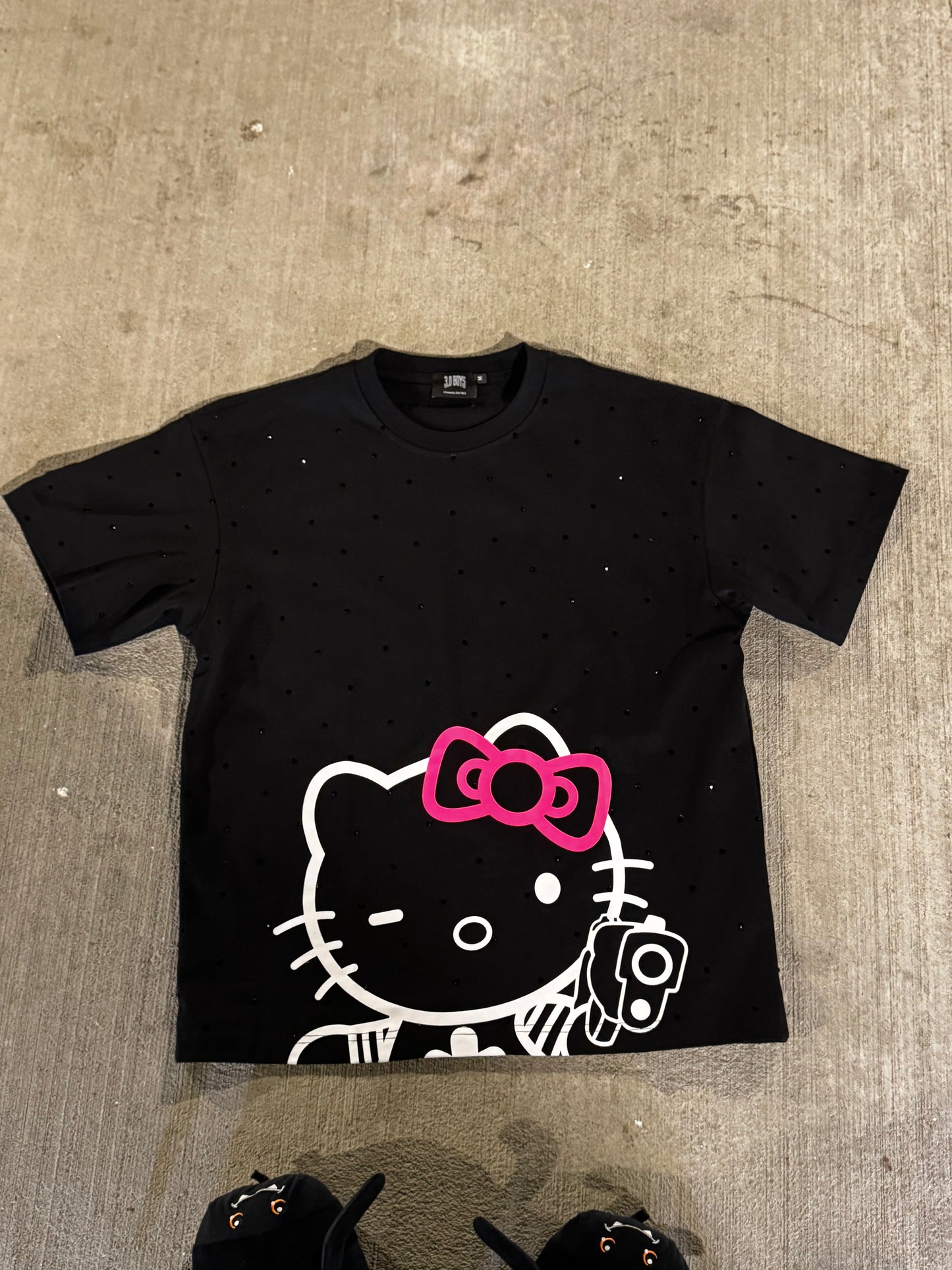BLACK HELLO KITTY TEE